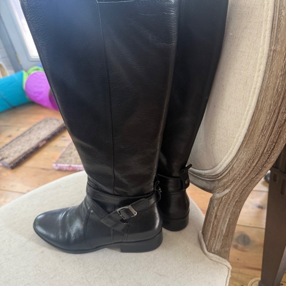 Black Naturalizer Riding Boots - Picture 3 of 3